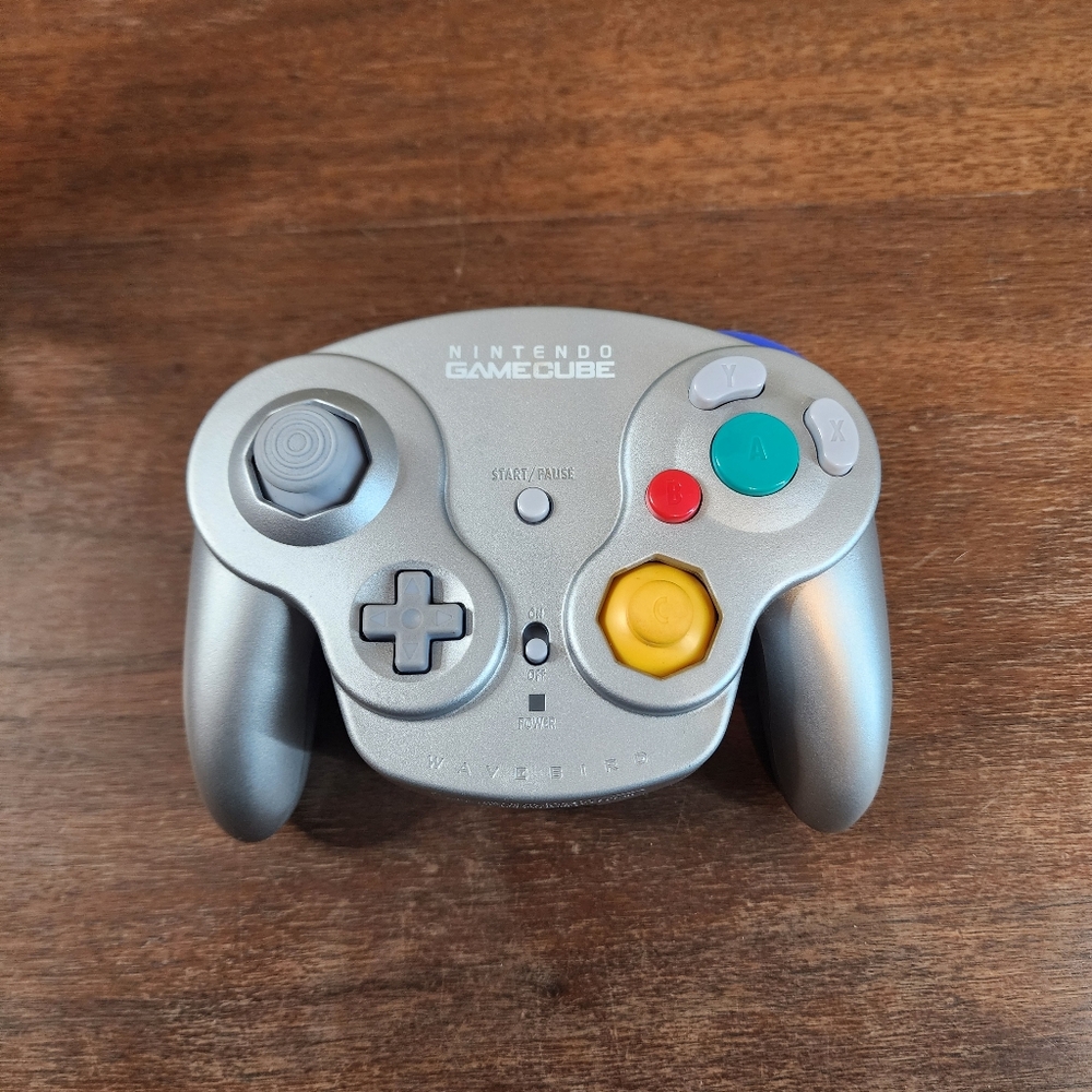 Nintendo Gamecube Wavebird Wireless Controller